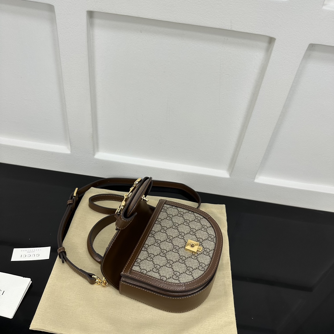 Gucci Satchel Bags